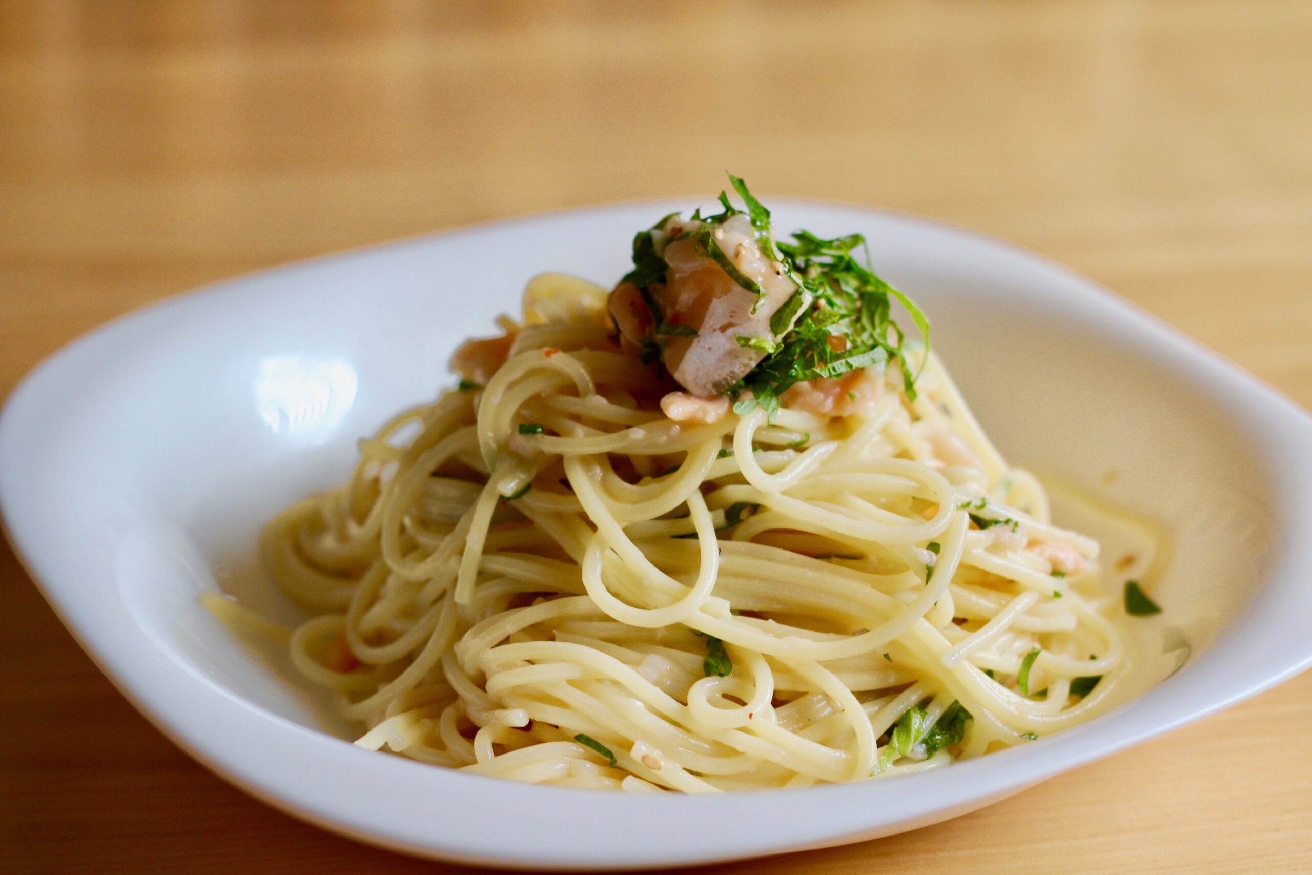 三幸のサーモン塩辛で簡単パスタ作ったら美味すぎた あじしおごはん